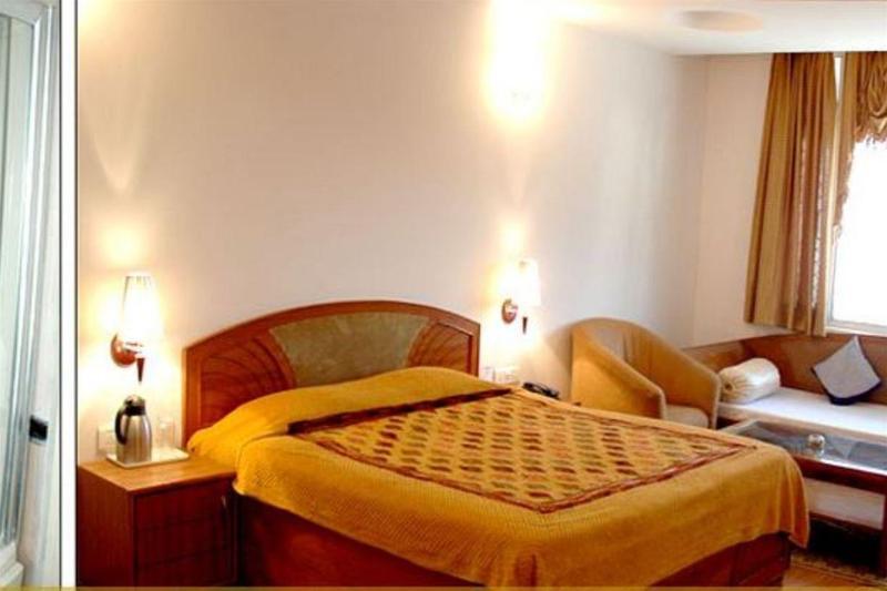 Hotel Silver Rock Mussoorie Eksteriør bilde